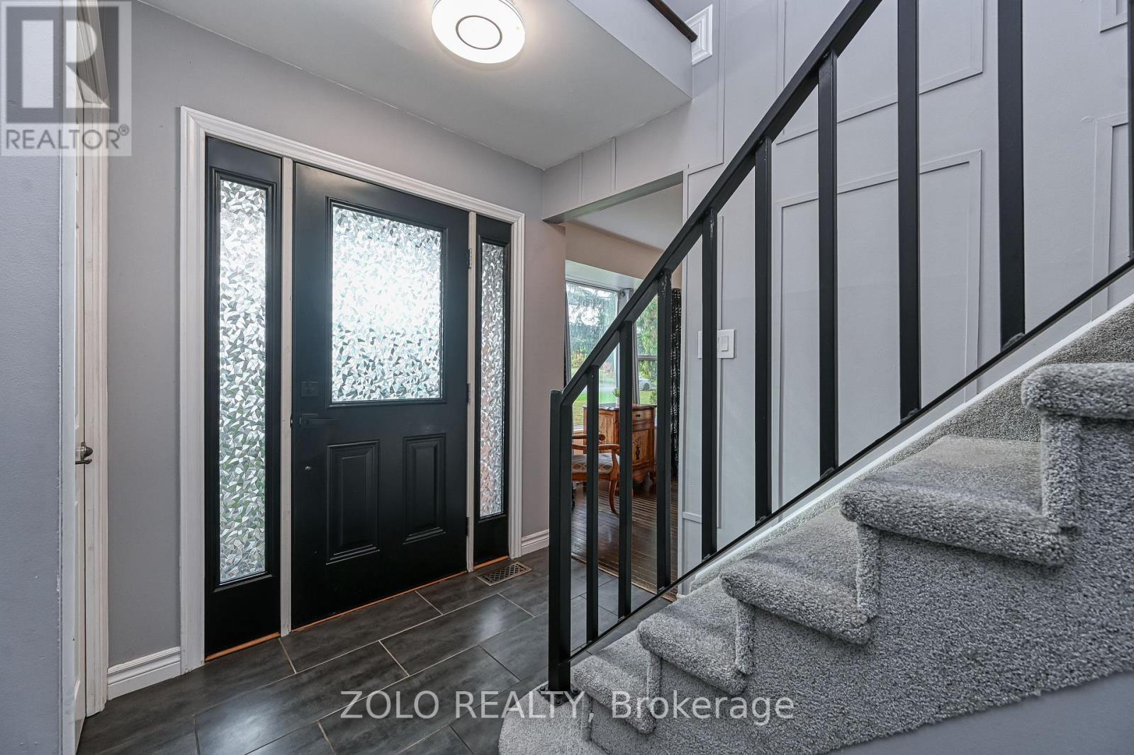 2 Cambridge Court