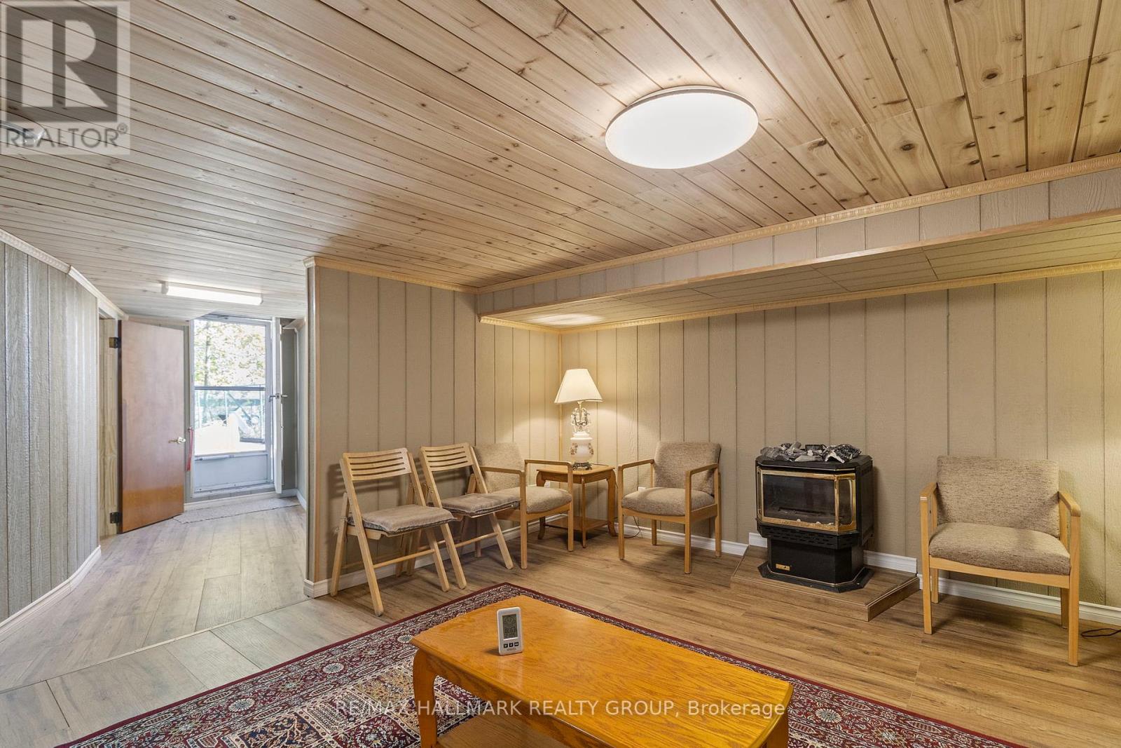 31 Chaffey Street