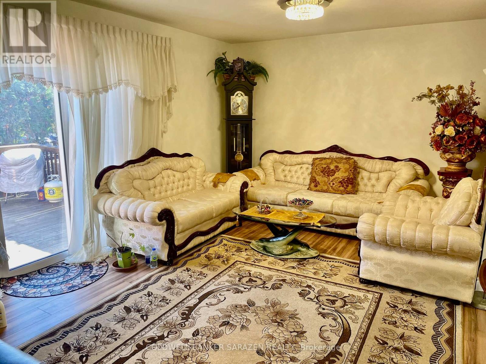 15 Sturbridge Private