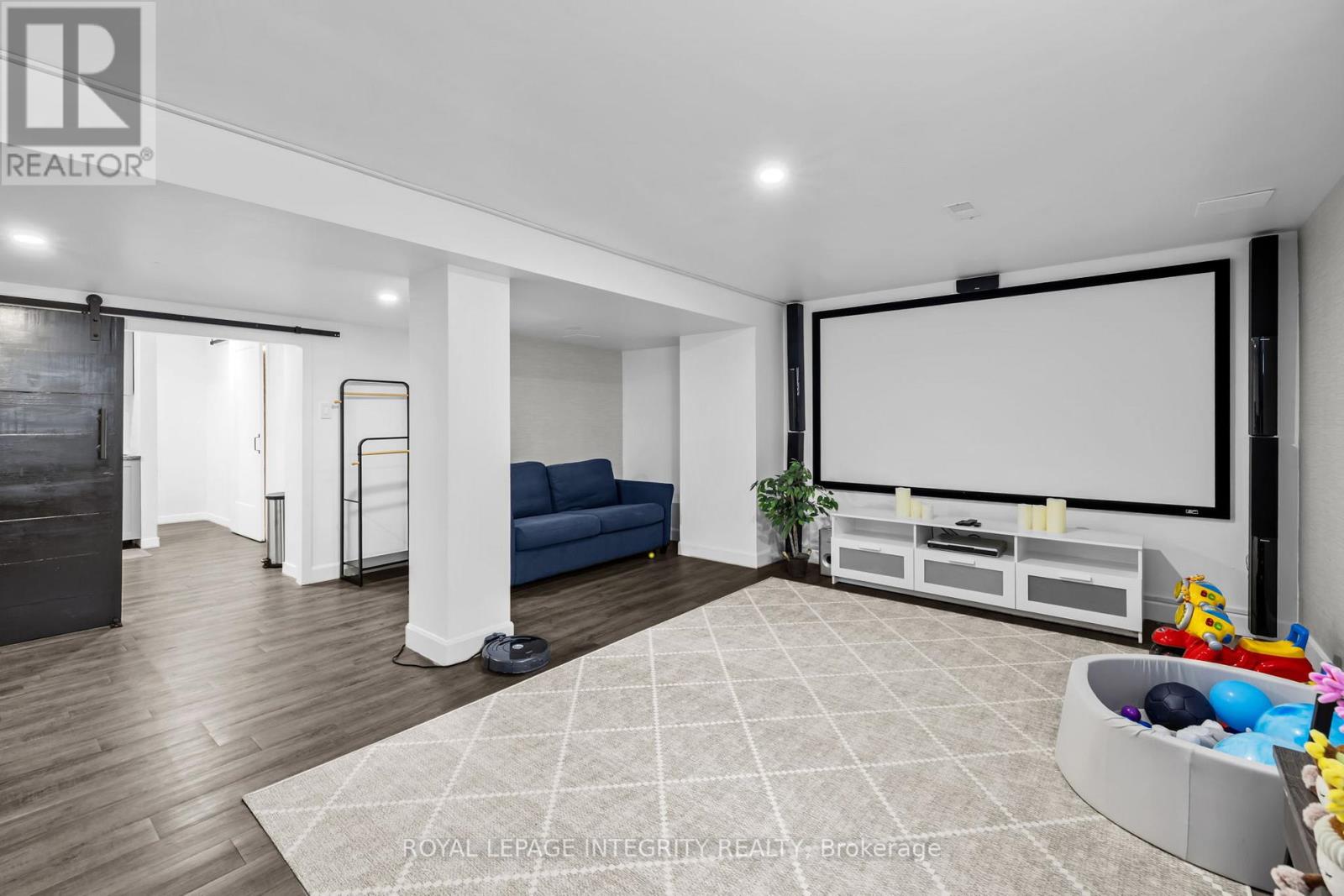 506 Southfield Way