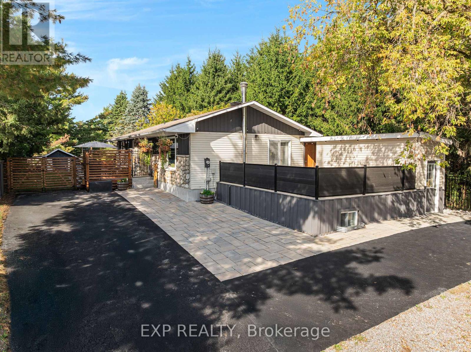 3151 Gendron Road