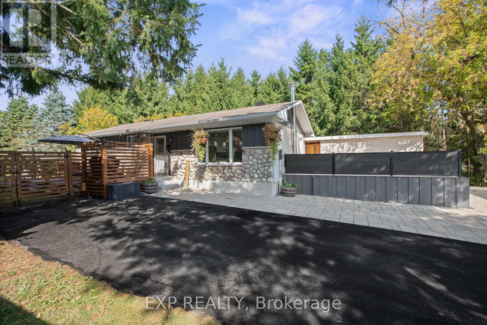 3151 Gendron Road