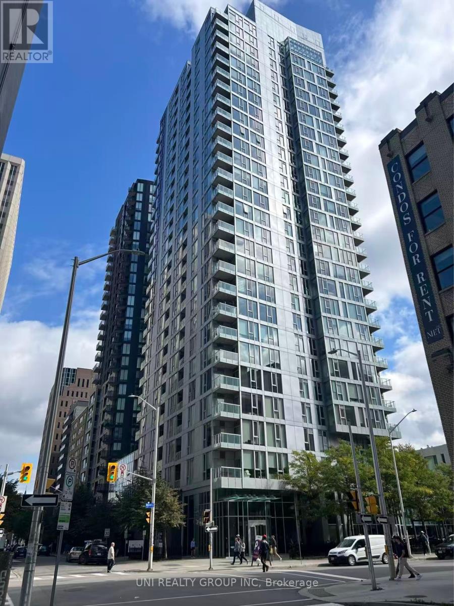 1008 - 179 Metcalfe Street