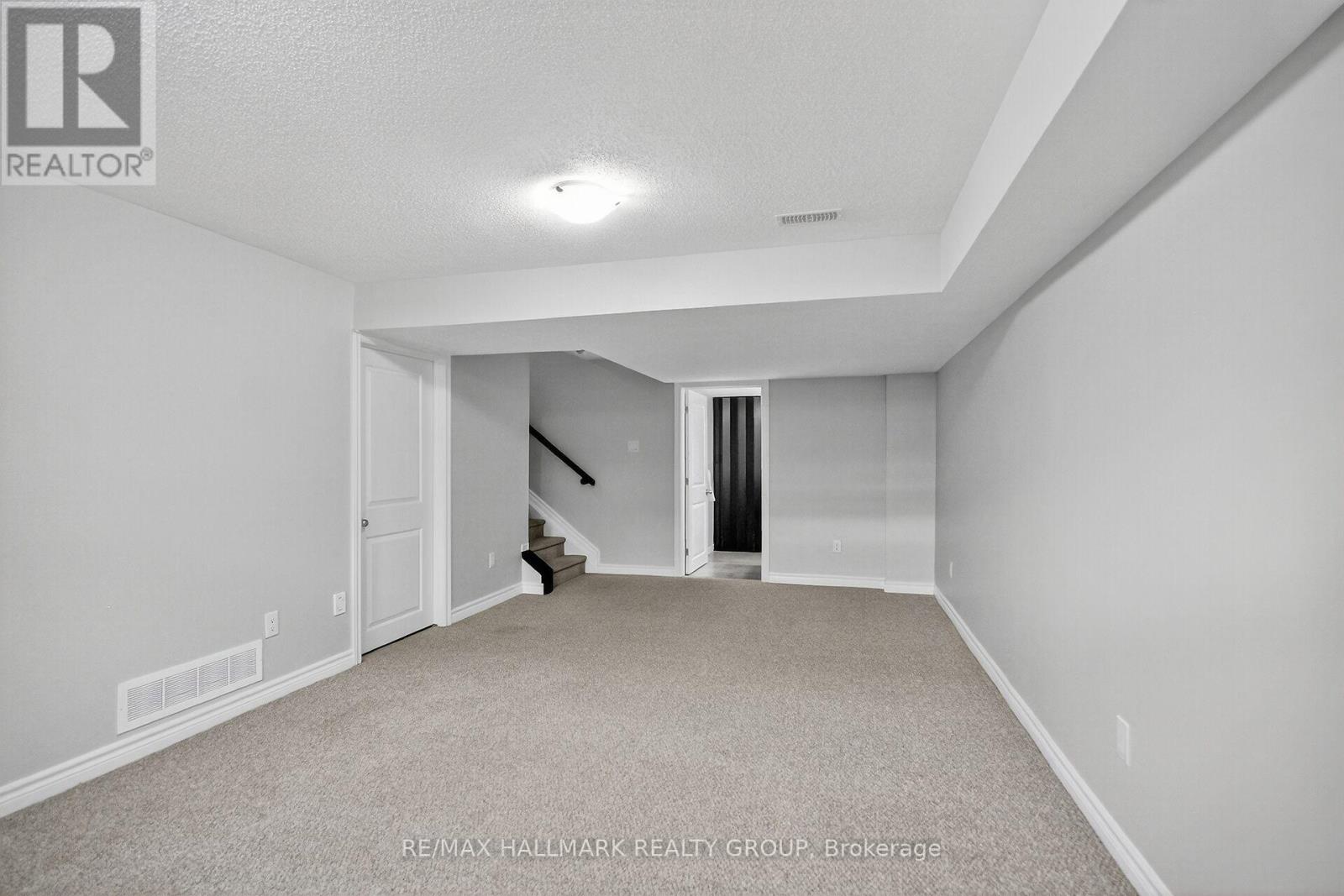 878 Kilbirnie Drive