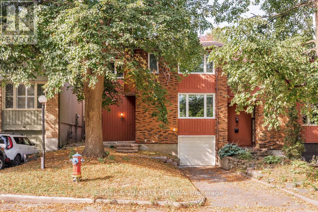 12 Bayside Private