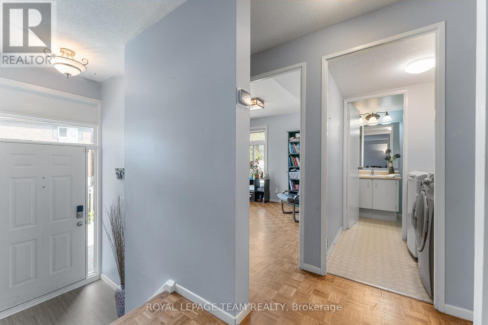 52 - 96 Beachview Private