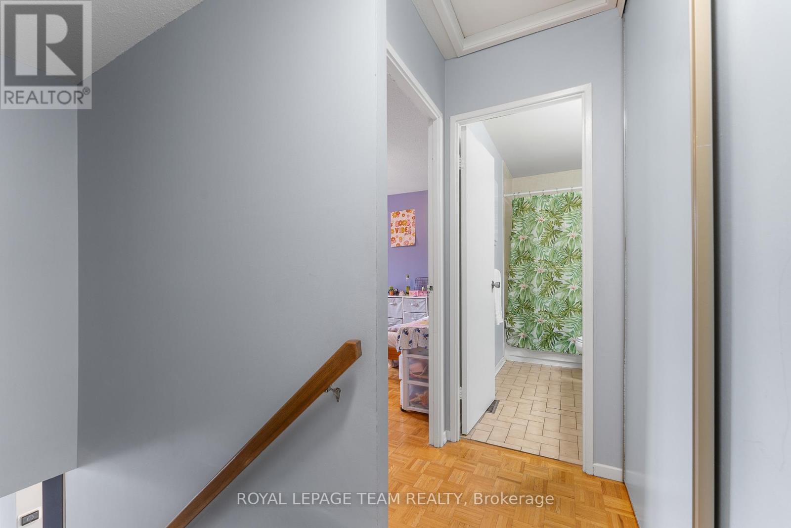 52 - 96 Beachview Private