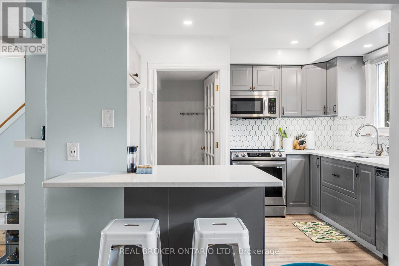 1003 Silver Street