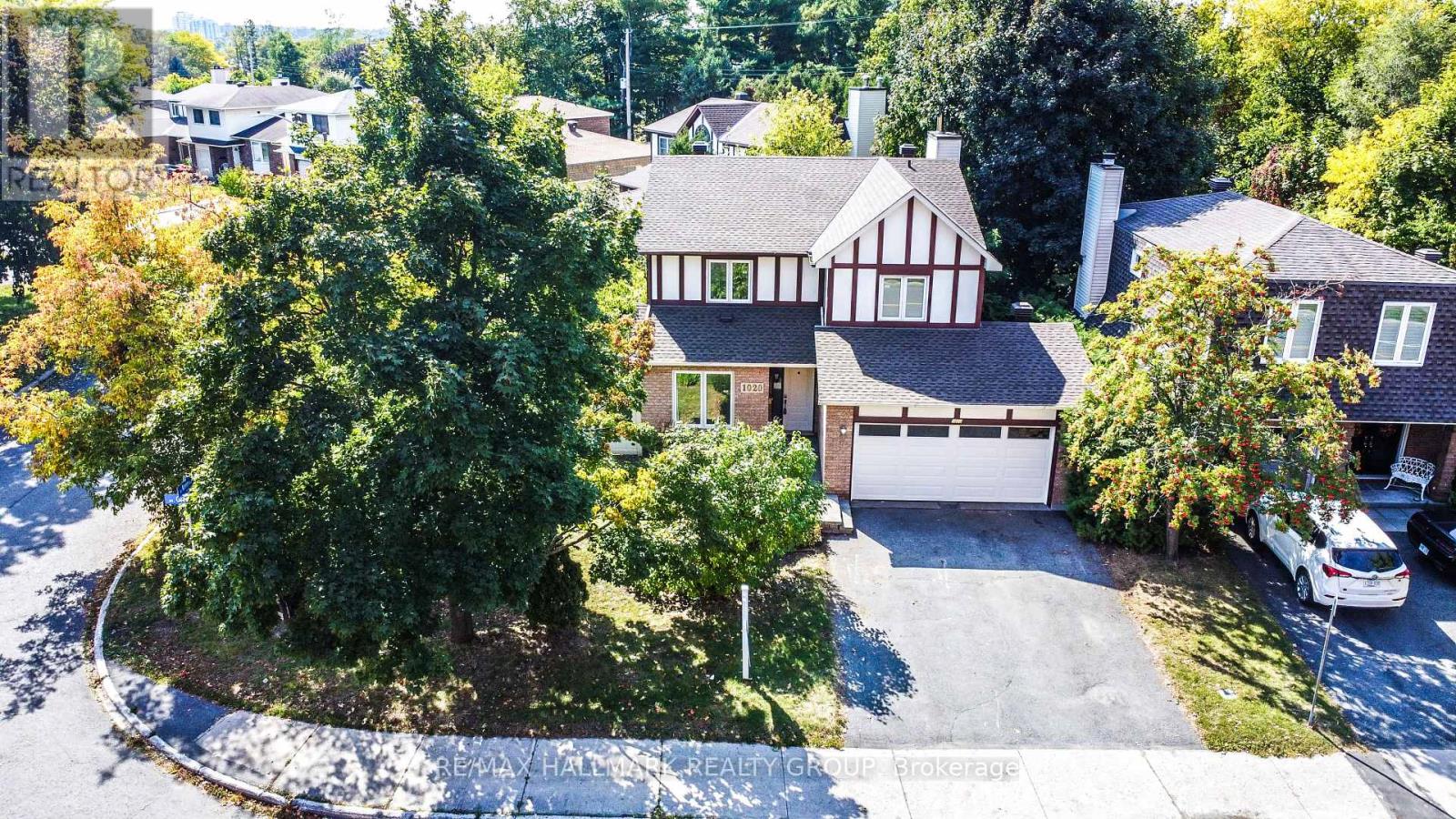1020 Grenon Avenue