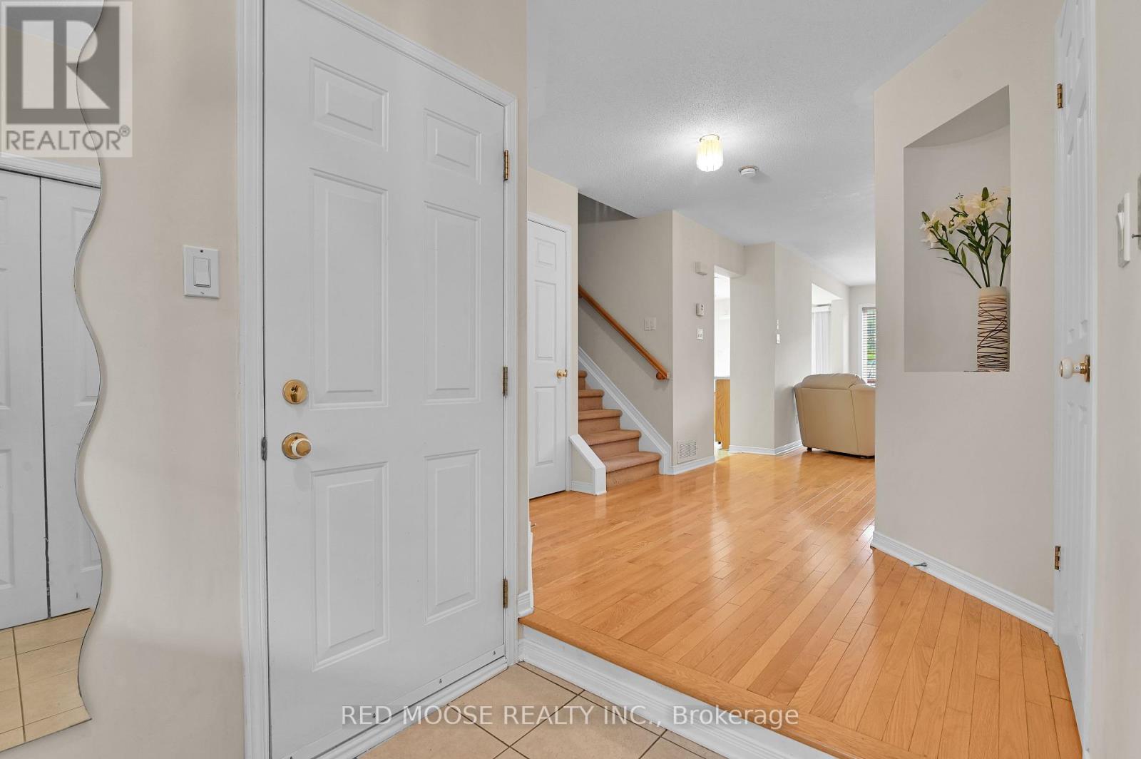4569 Ogilvie Walk Crescent