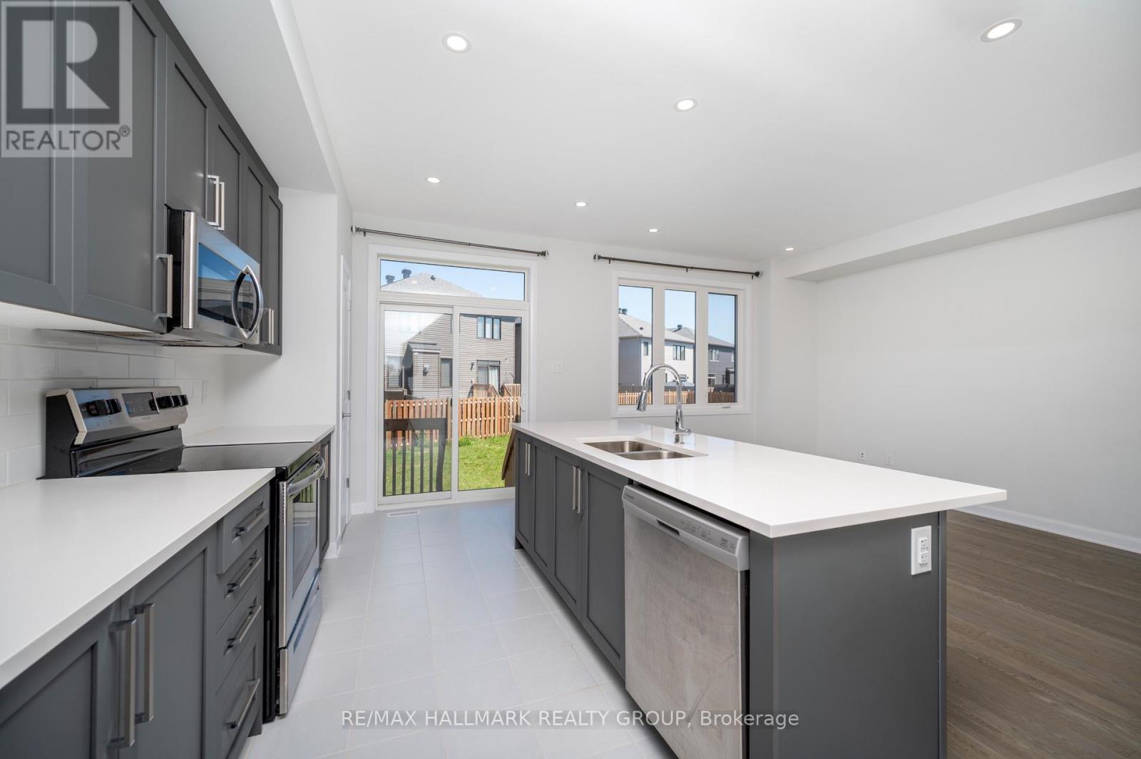 315 Blossom Pass Terrace