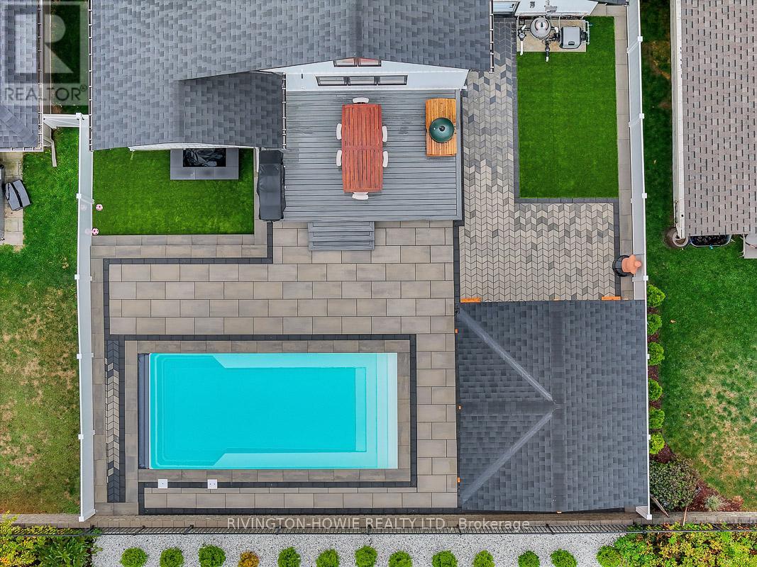 743 Meadowridge Circle