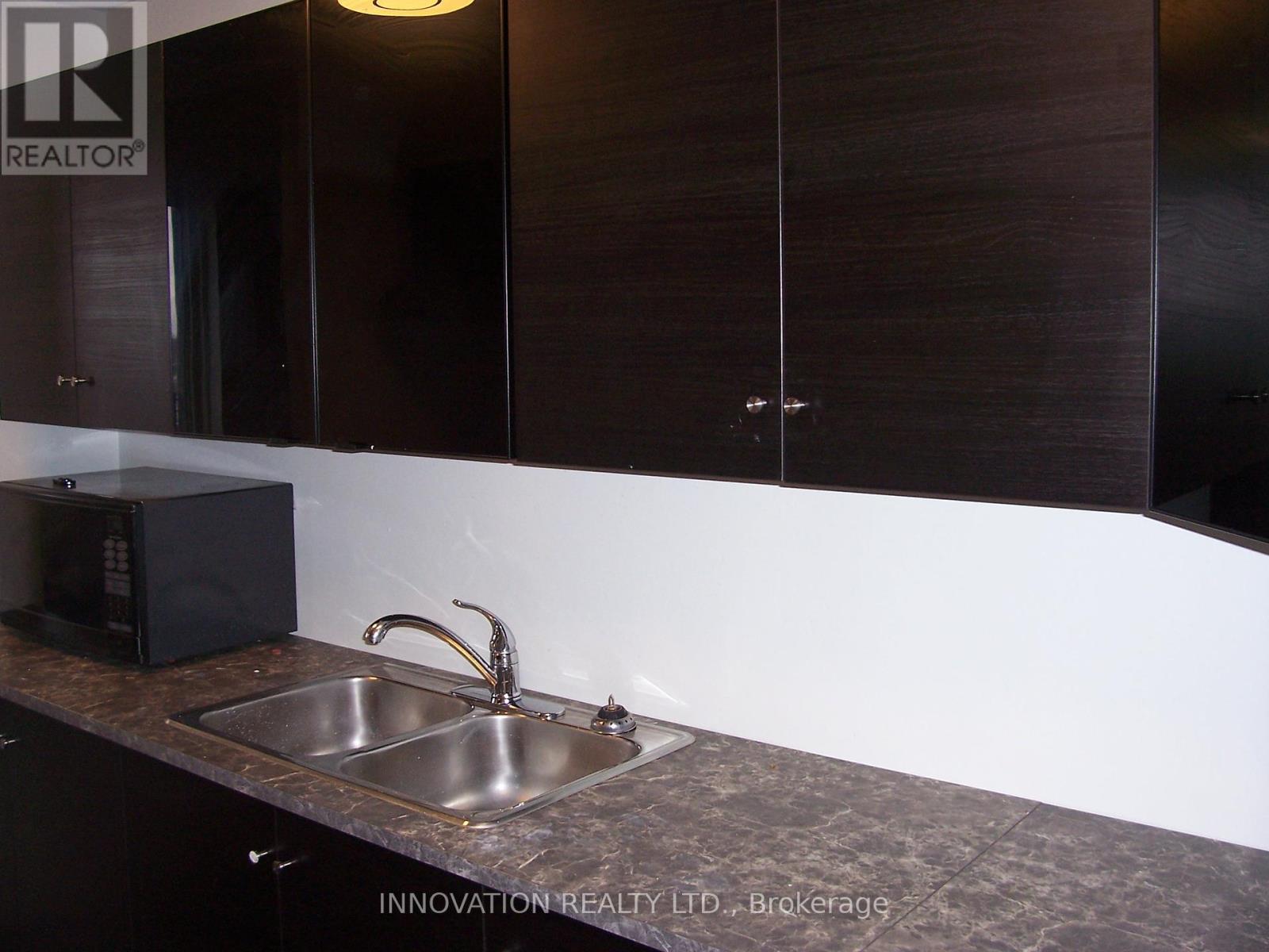 1406 - 2020 Jasmine Crescent