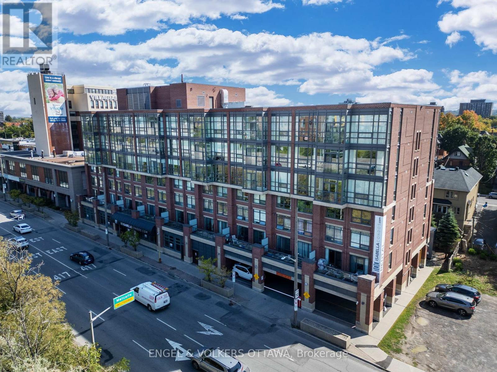 611 - 100 Isabella Street