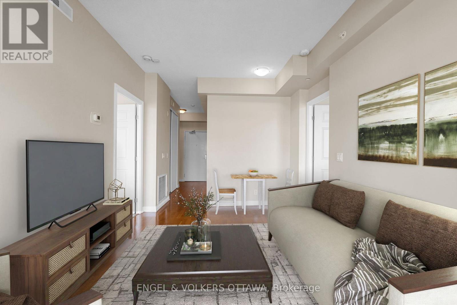 611 - 100 Isabella Street