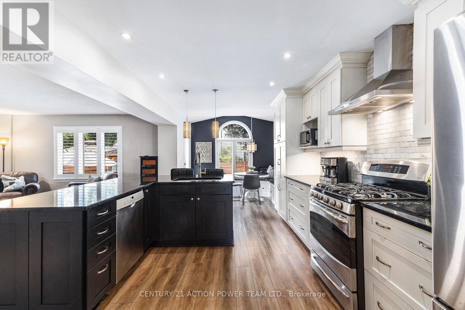 1017 Sheenboro Crescent
