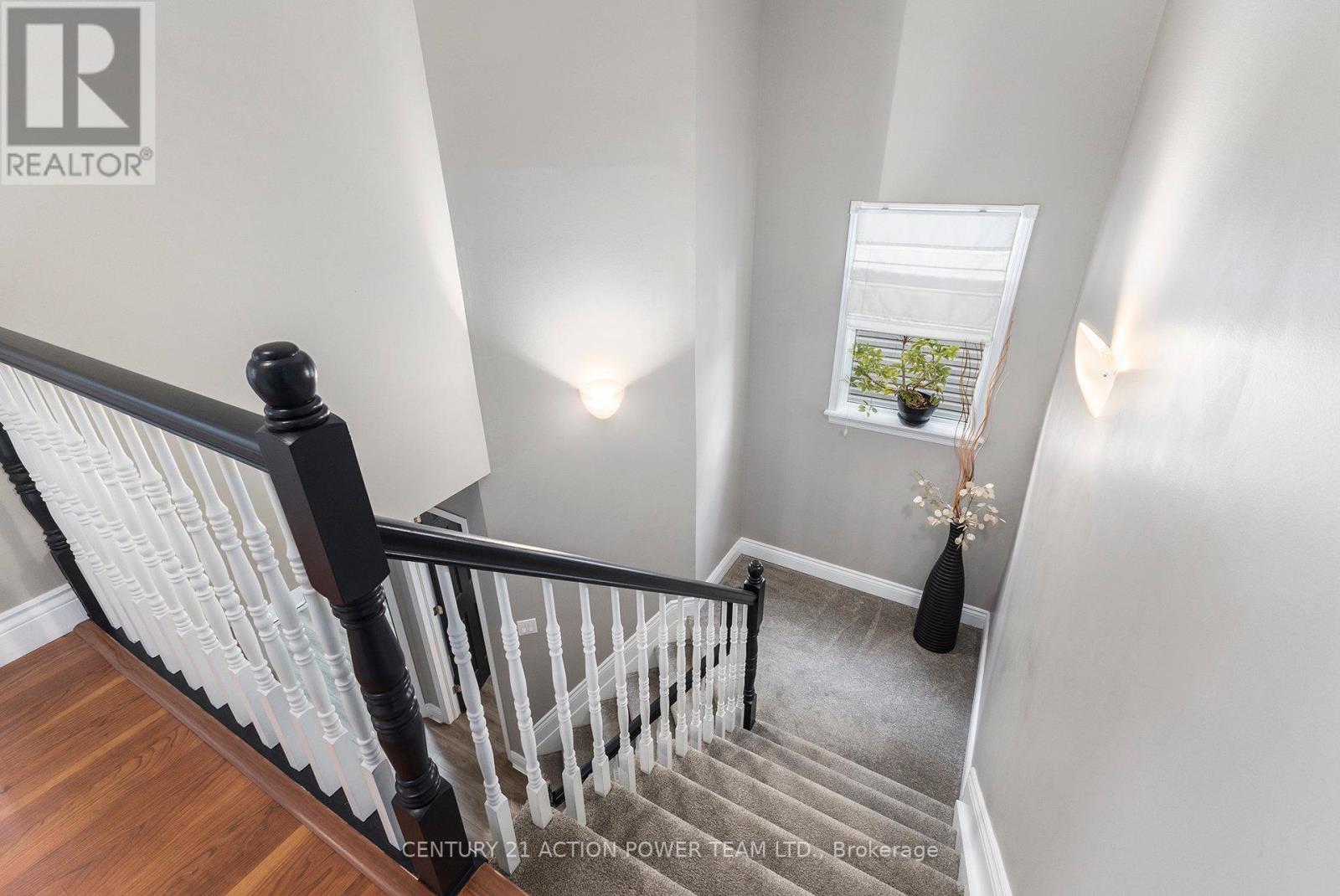 1017 Sheenboro Crescent