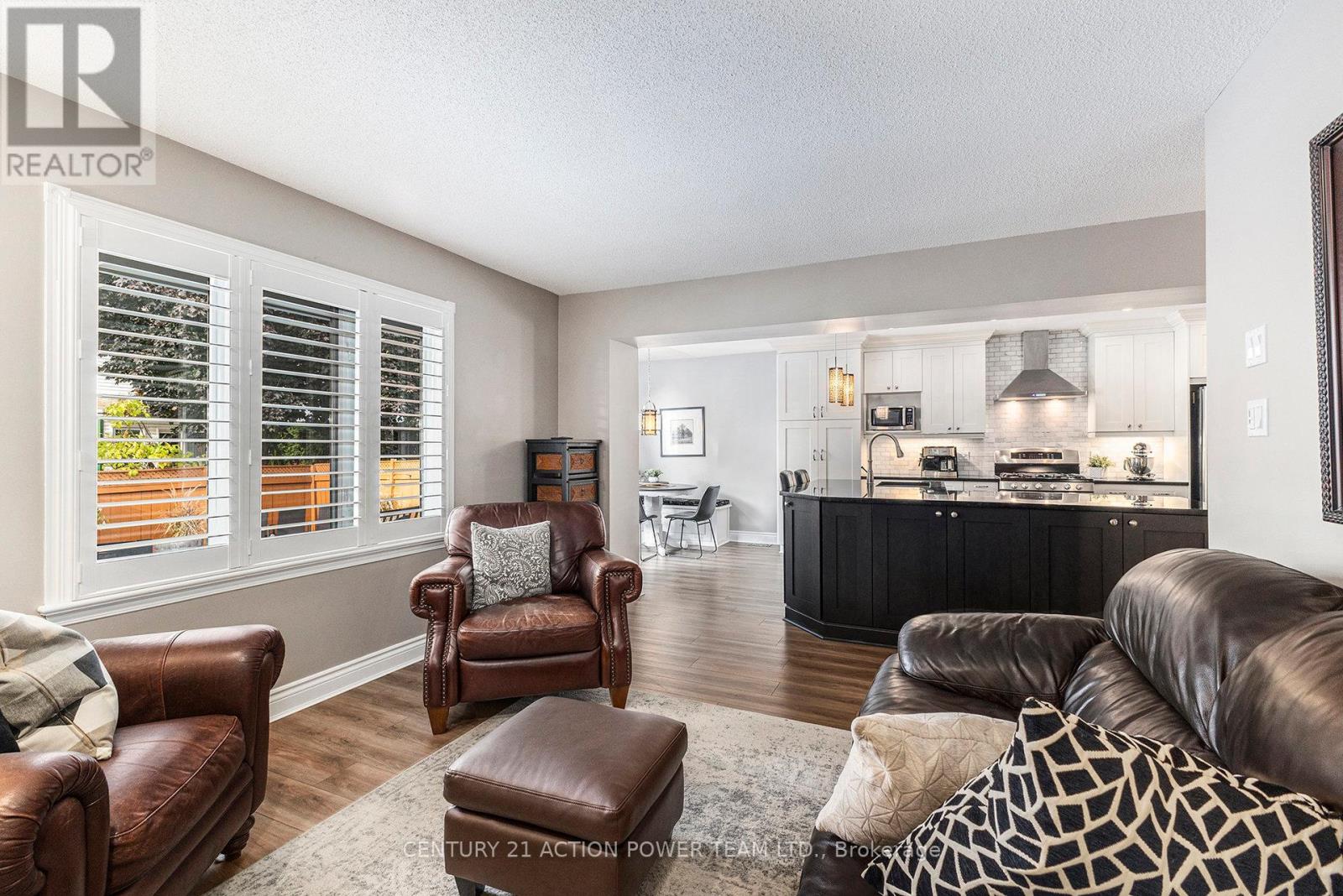1017 Sheenboro Crescent