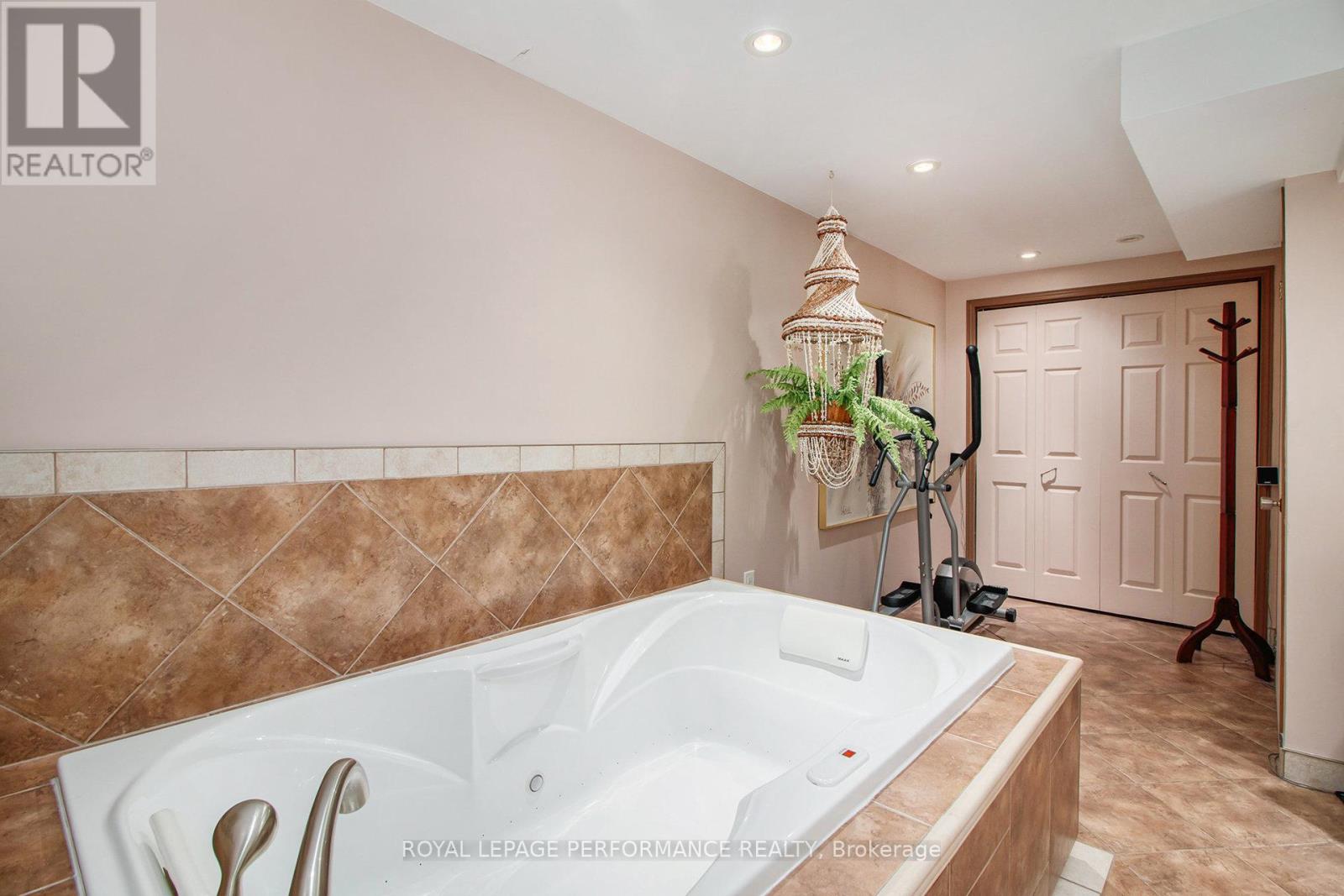 170 Midsummer Terrace