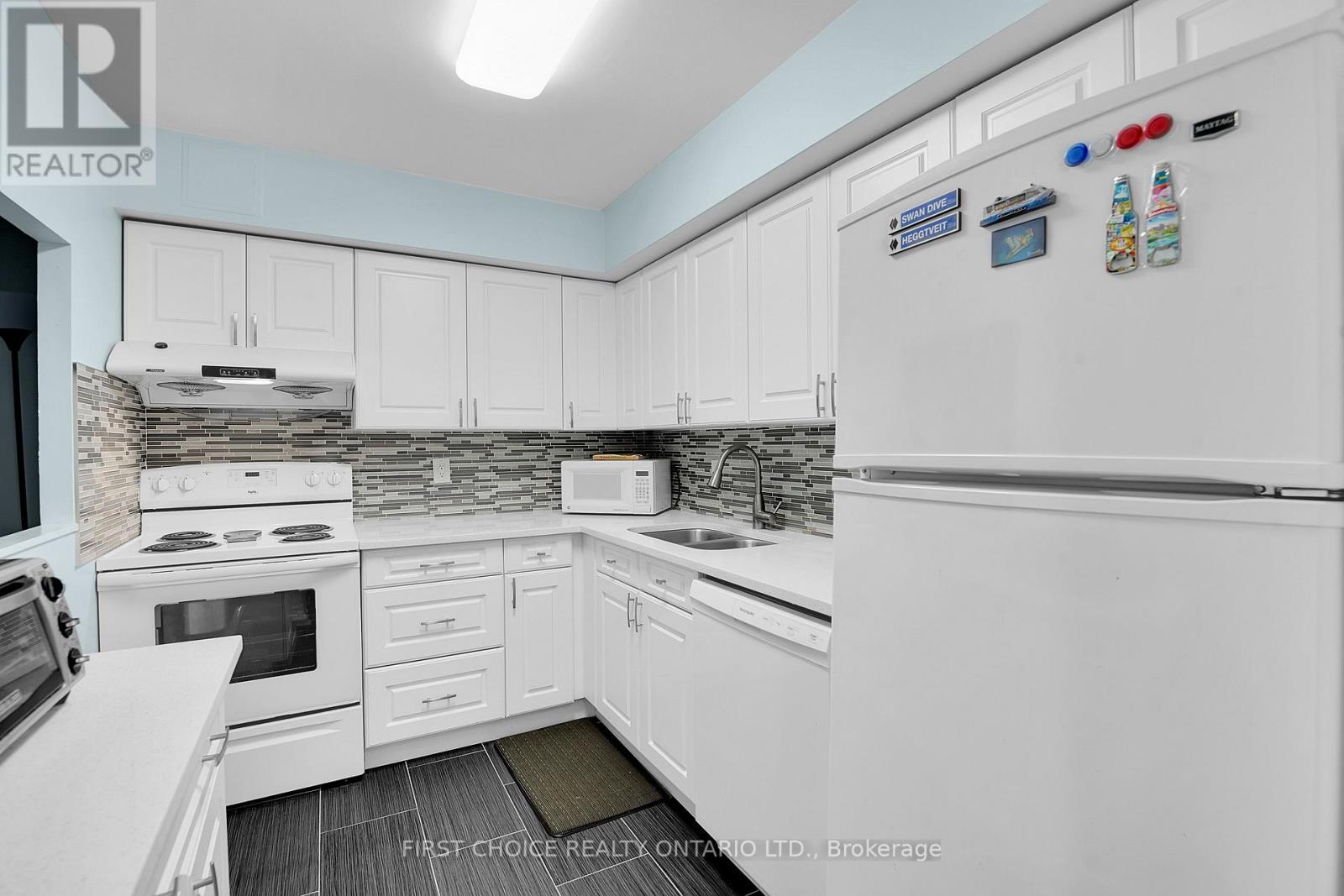 303 - 1500 Riverside Drive