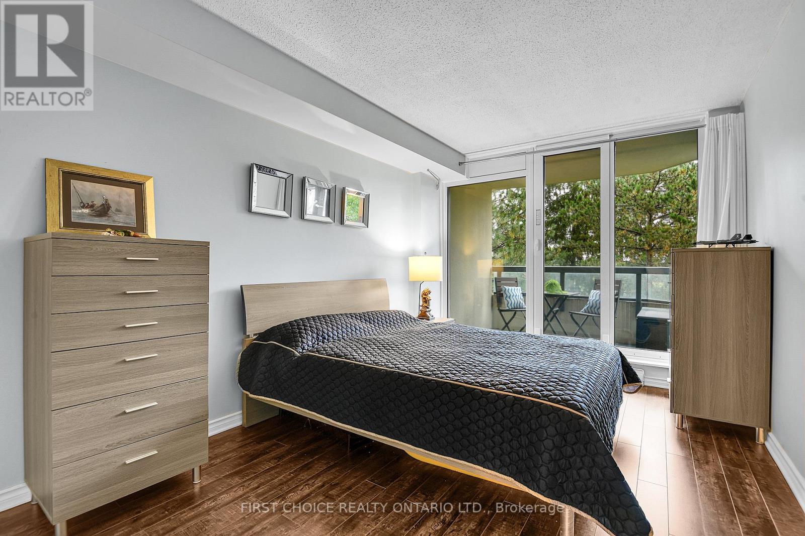 303 - 1500 Riverside Drive