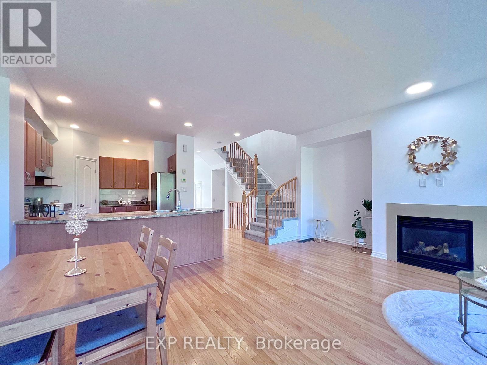 457 Foxhall Way