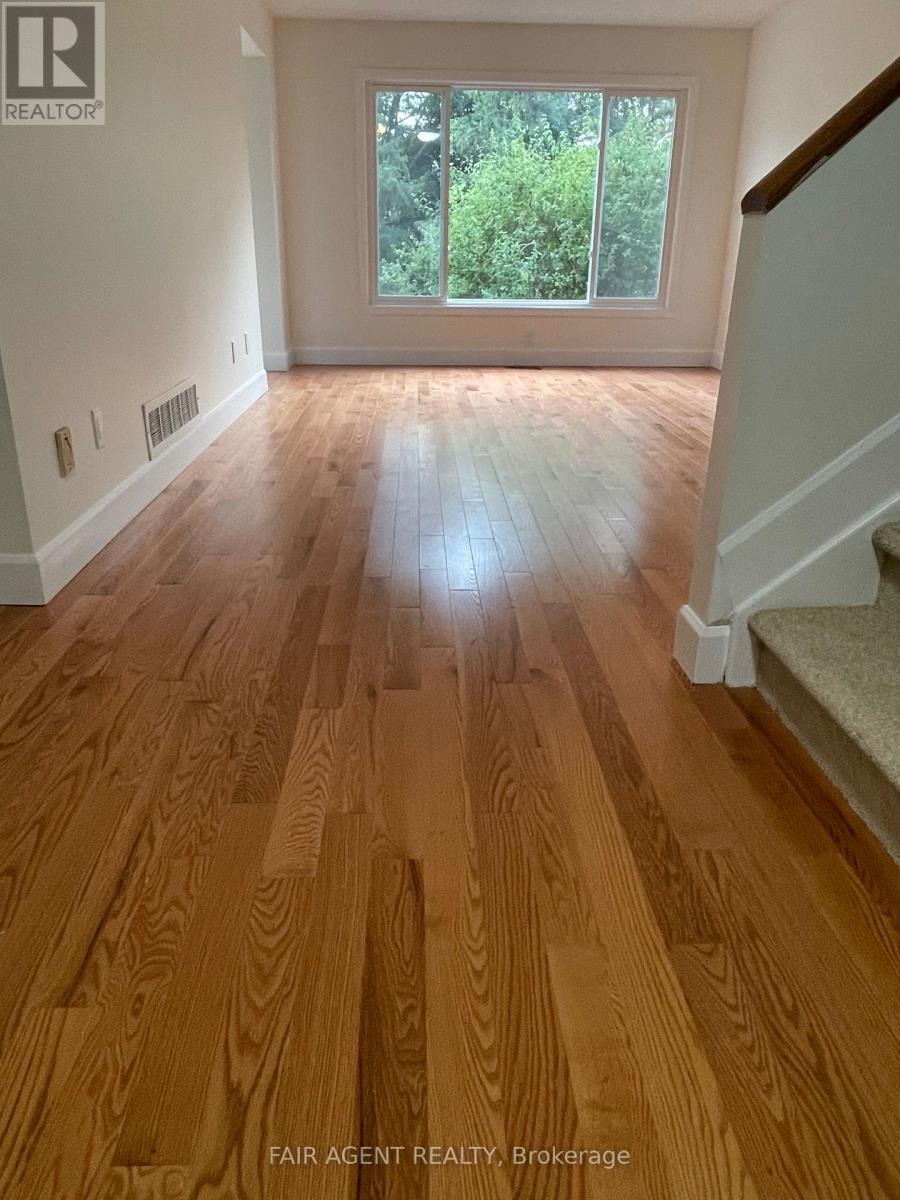 35 Willwood Crescent