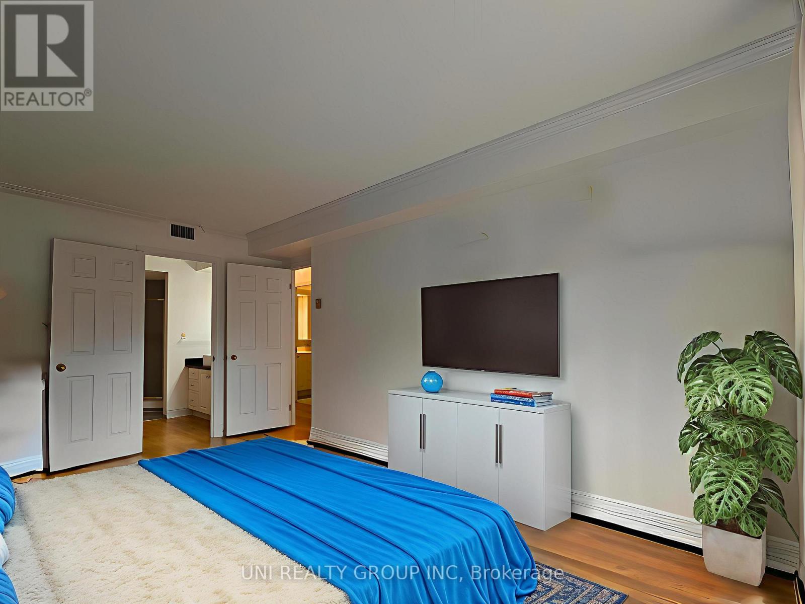 109 - 959 North River Road