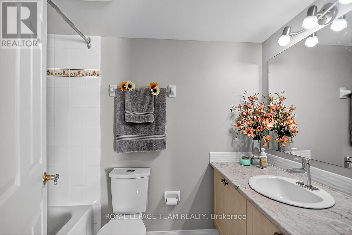 8f - 310 Central Park Drive