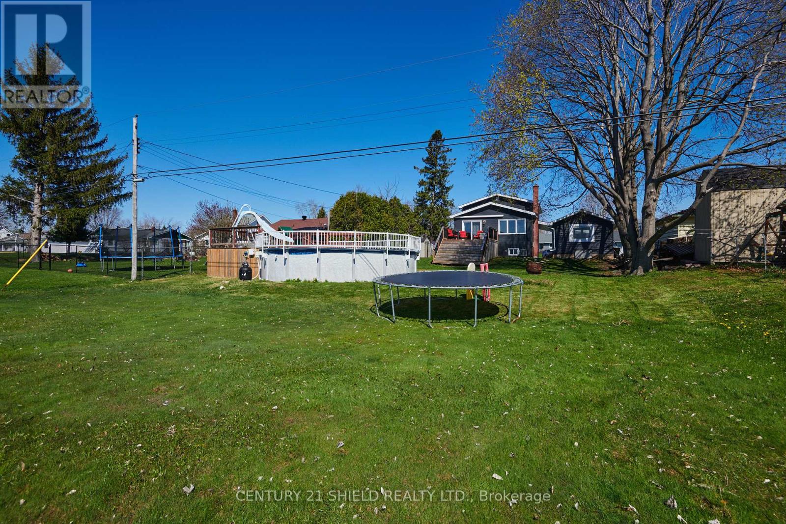 38 St Lawrence Street