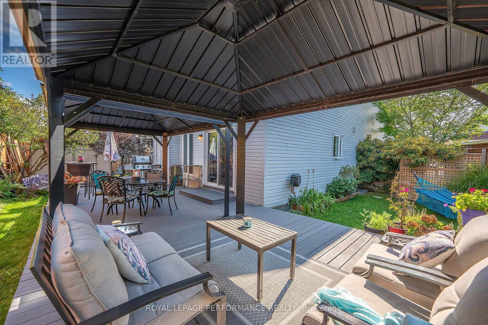 48 Settler's Ridge Way