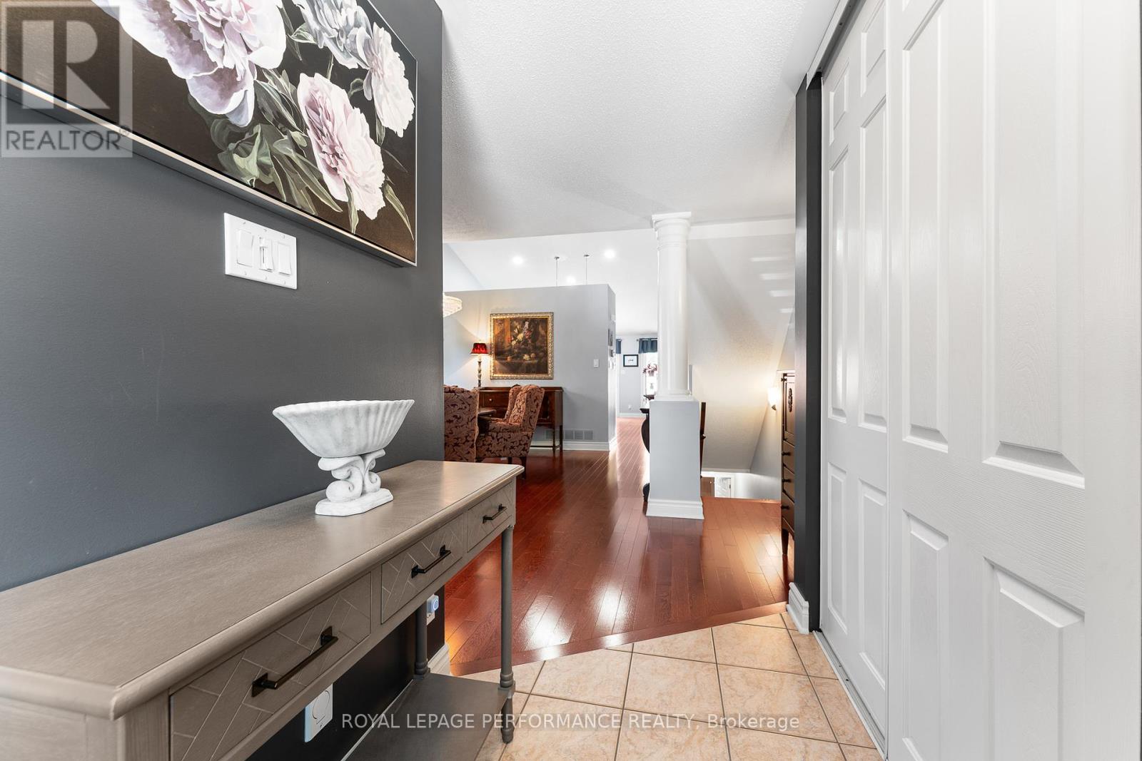 48 Settler's Ridge Way