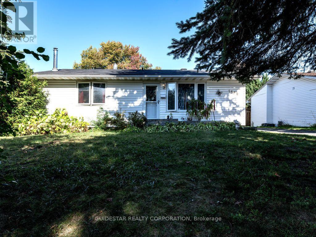 1324 Rainbow Crescent