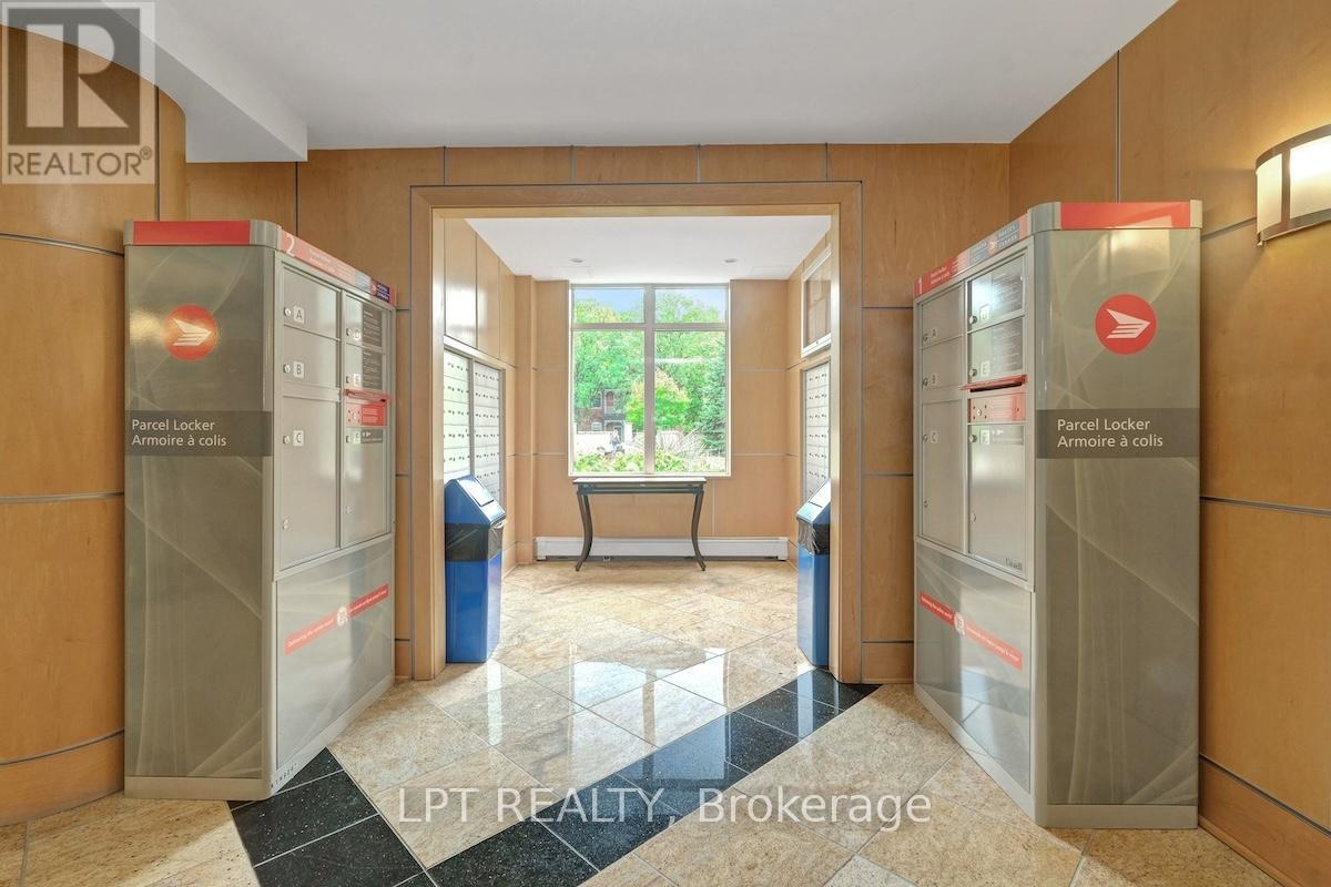 102 - 205 Bolton Street