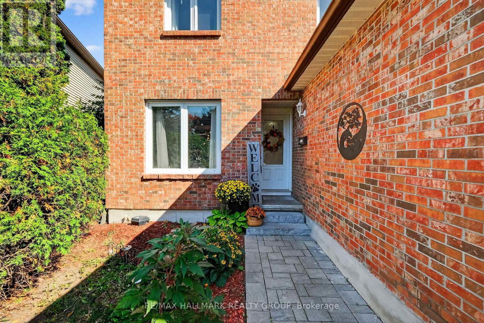 1821 Brousseau Crescent