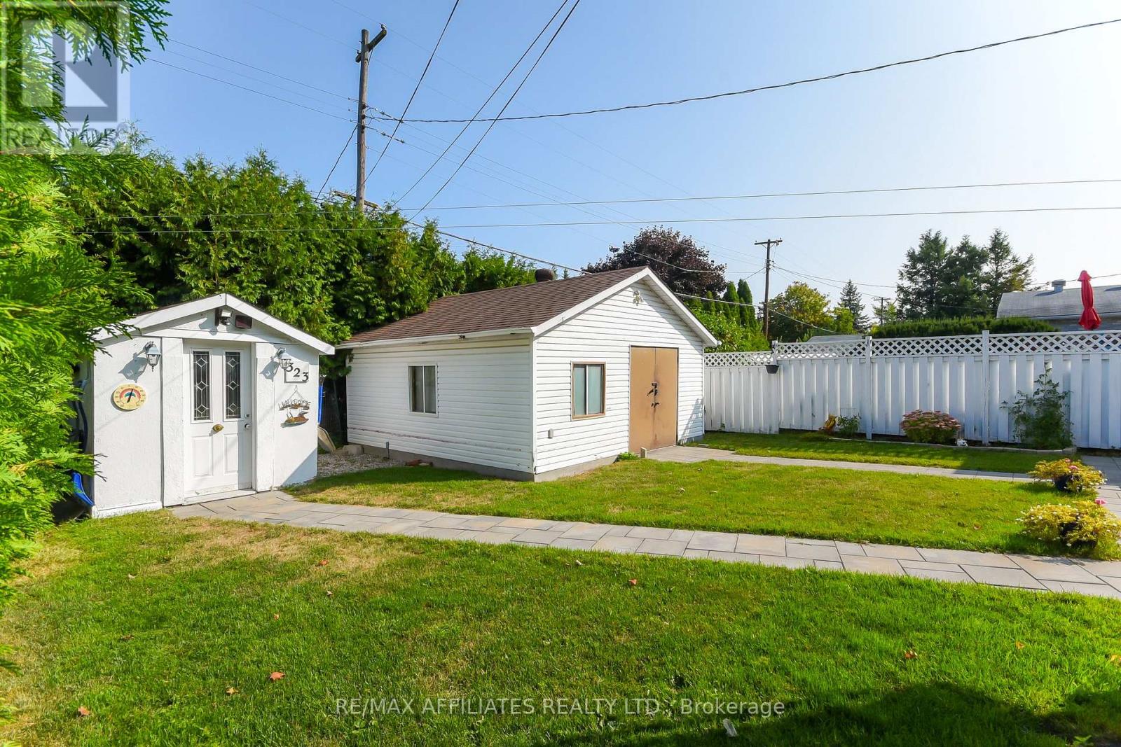 323 Fullerton Avenue
