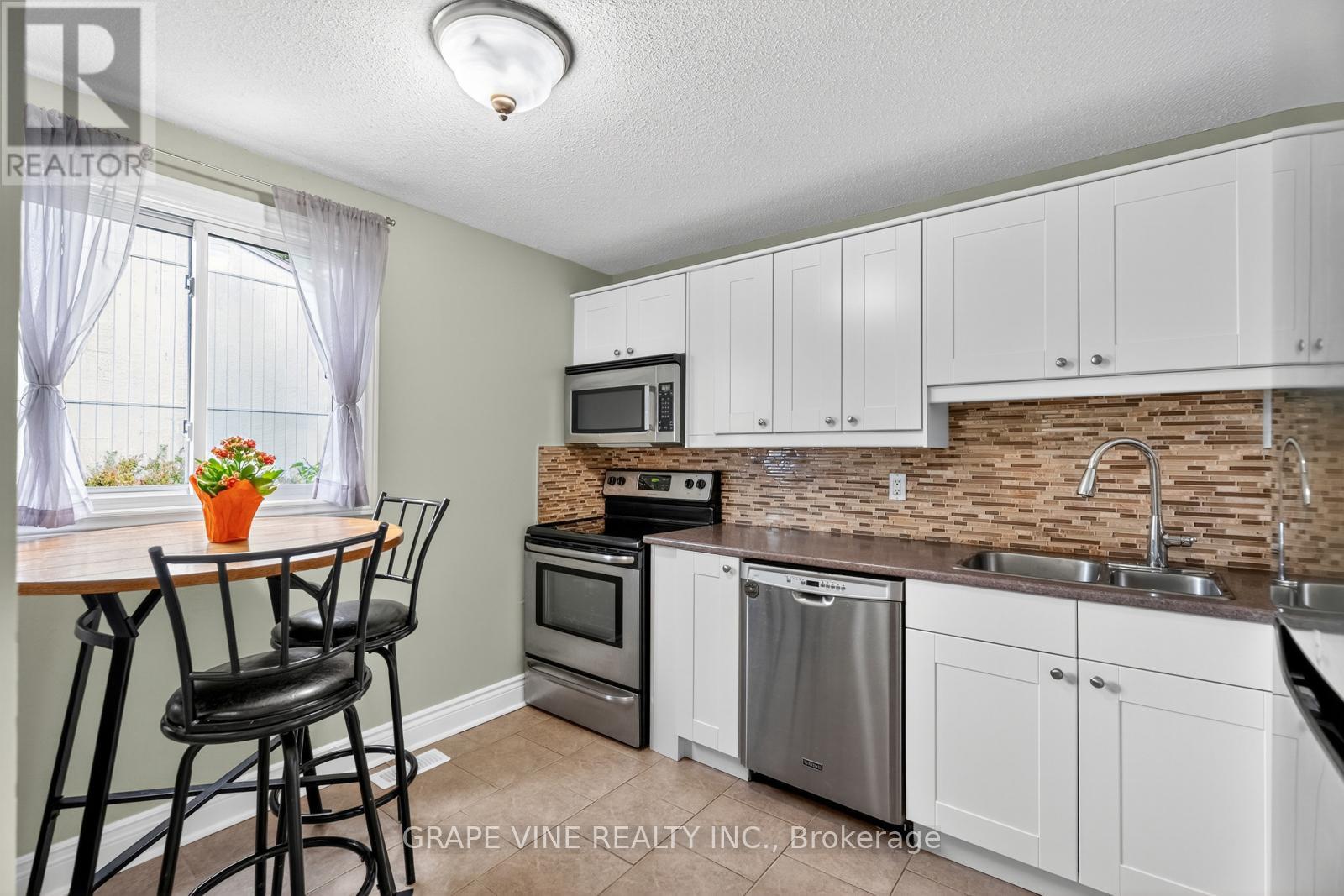 61 - 34 Sherway Drive