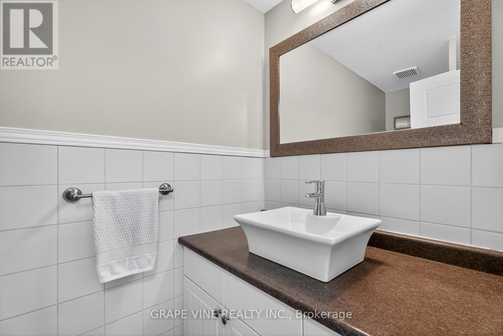 61 - 34 Sherway Drive