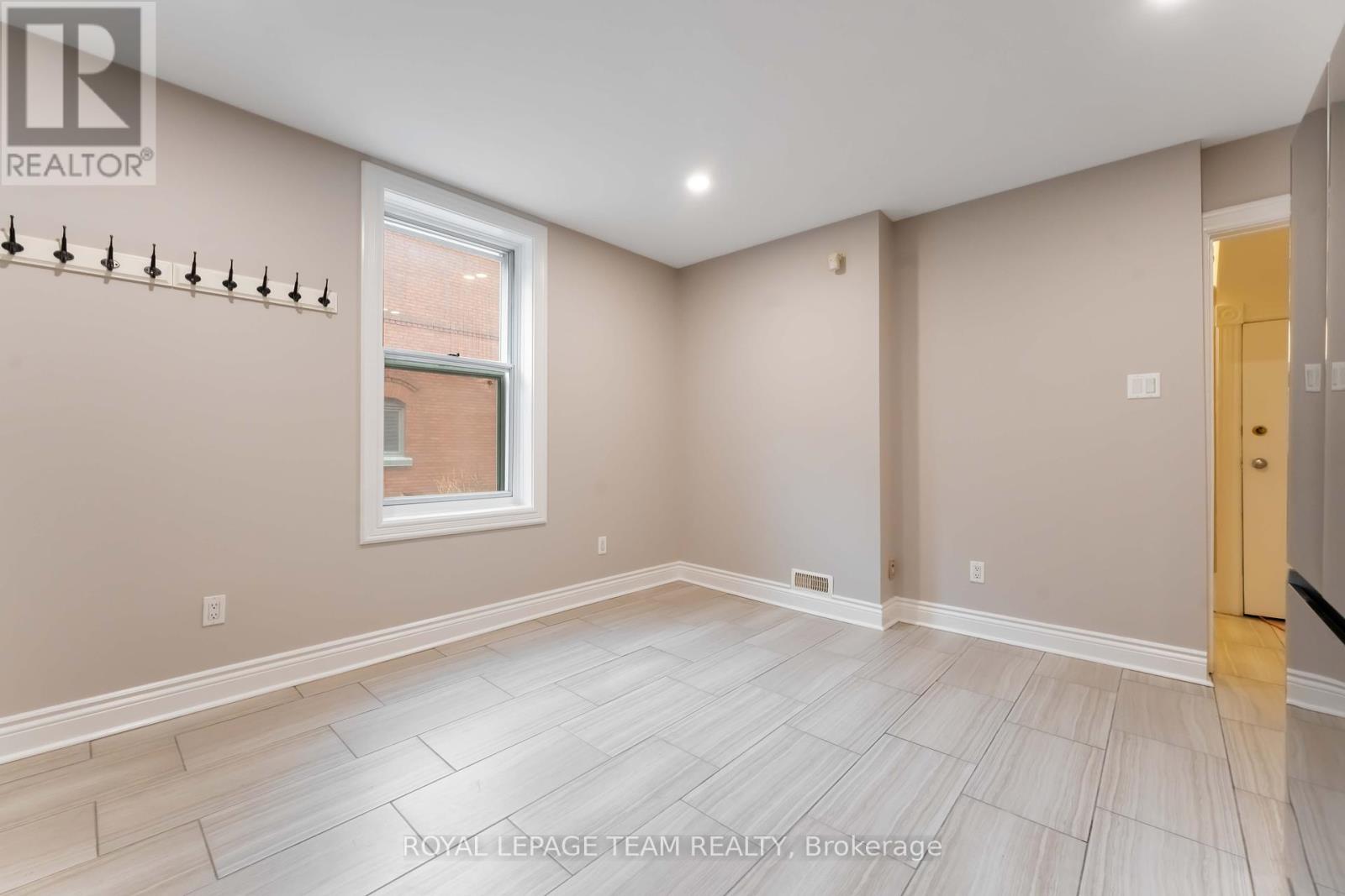 205 Pretoria Avenue