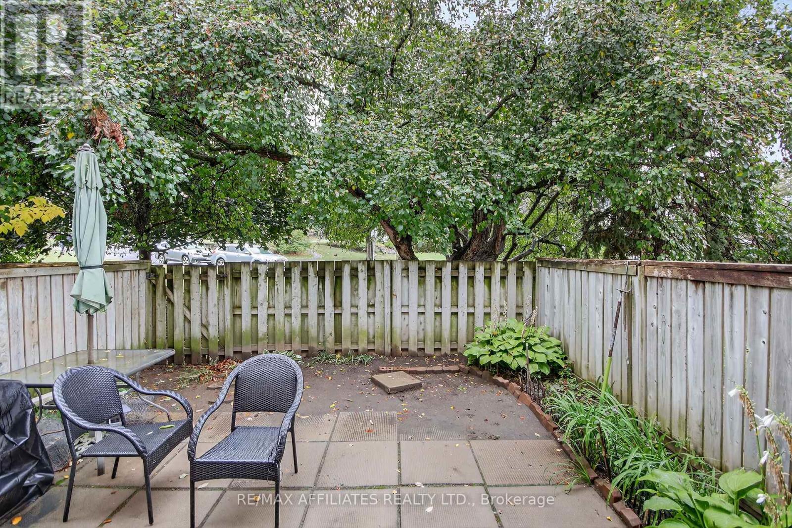17 - 73 Clarkson Crescent