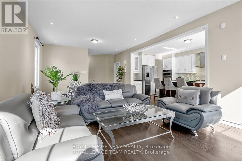 939 Whimbrel Way