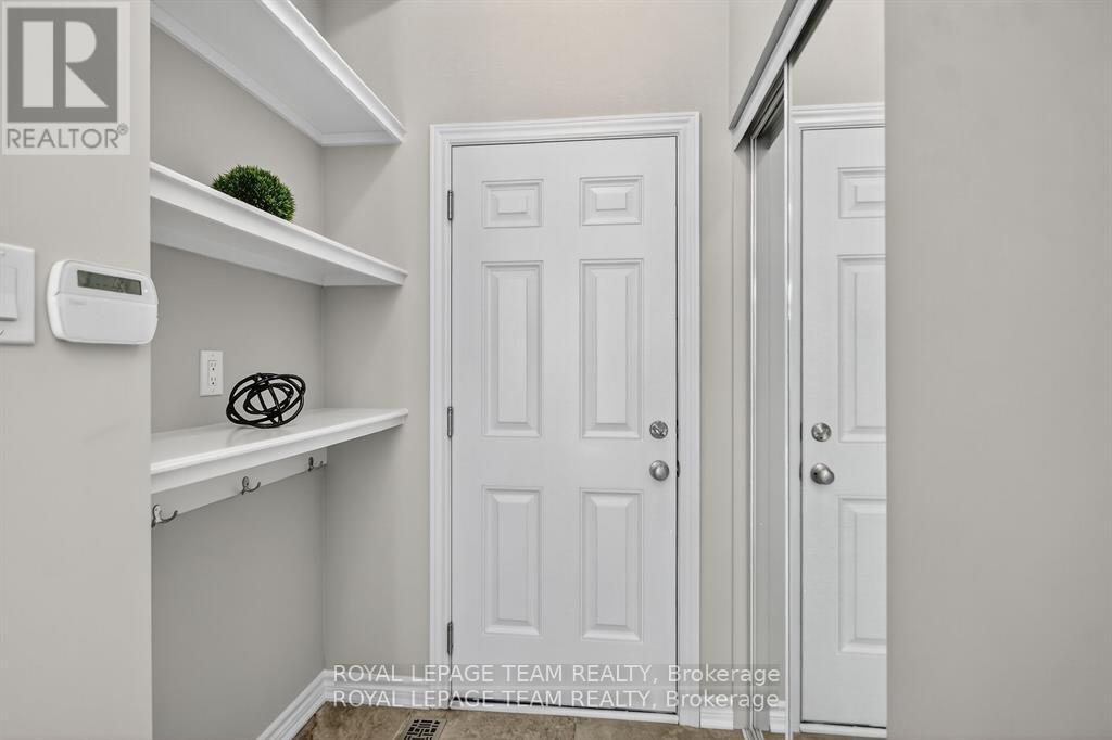 939 Whimbrel Way