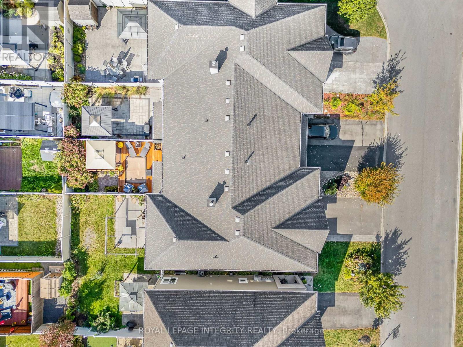 532 Rochefort Circle