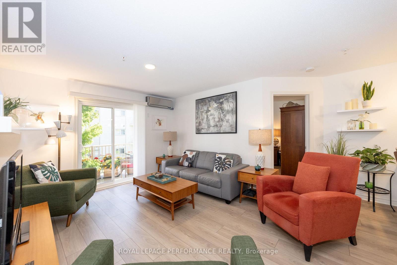 211 - 141 Potts Private