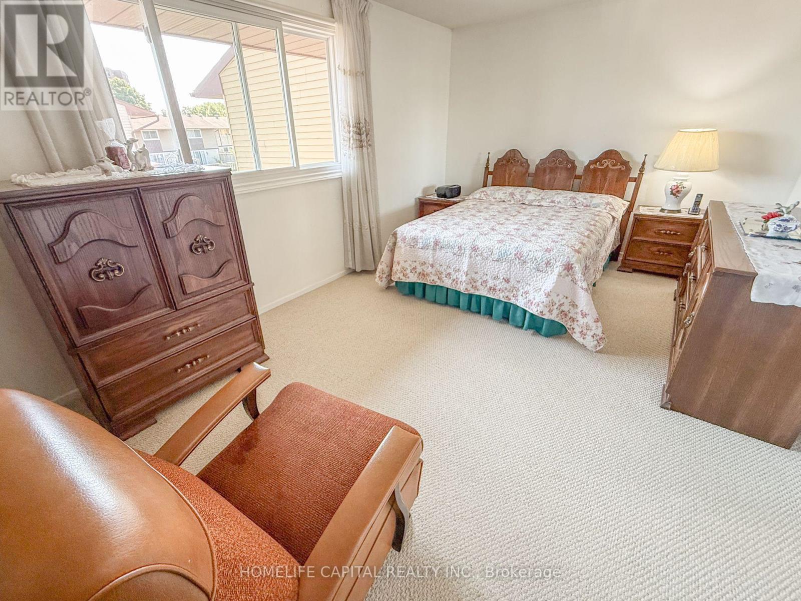 64 - 2570 Southvale Crescent