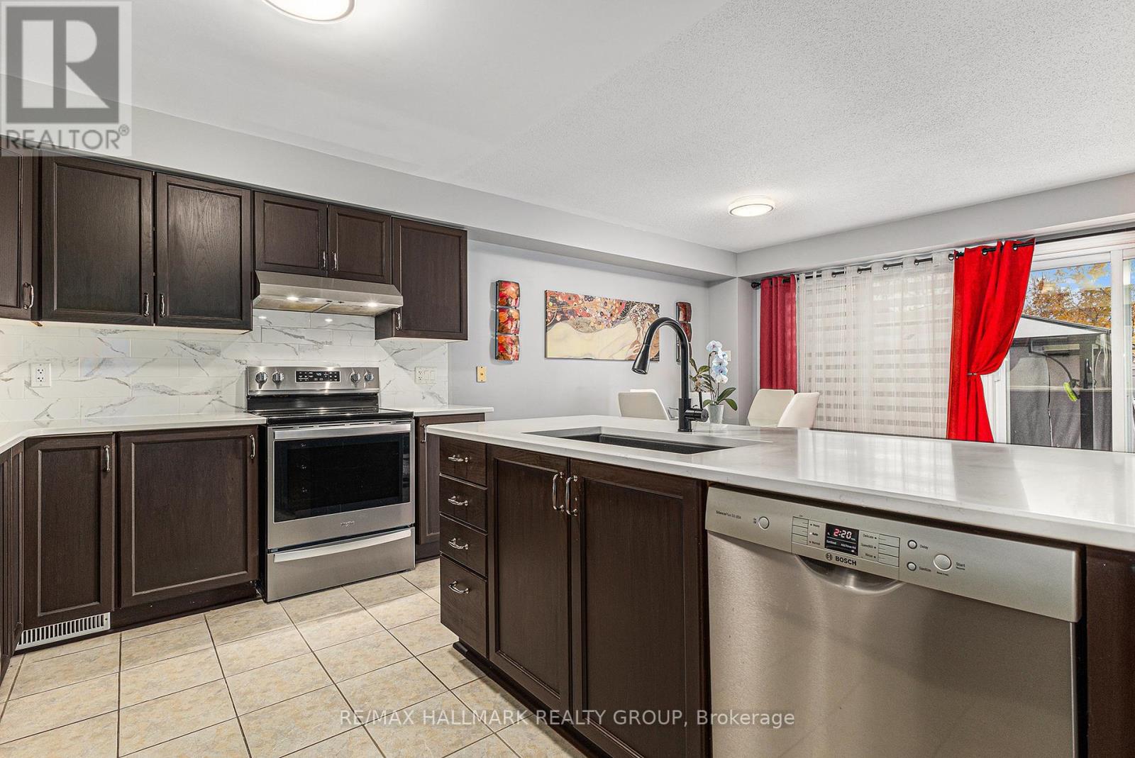 4220 Kelly Farm Drive
