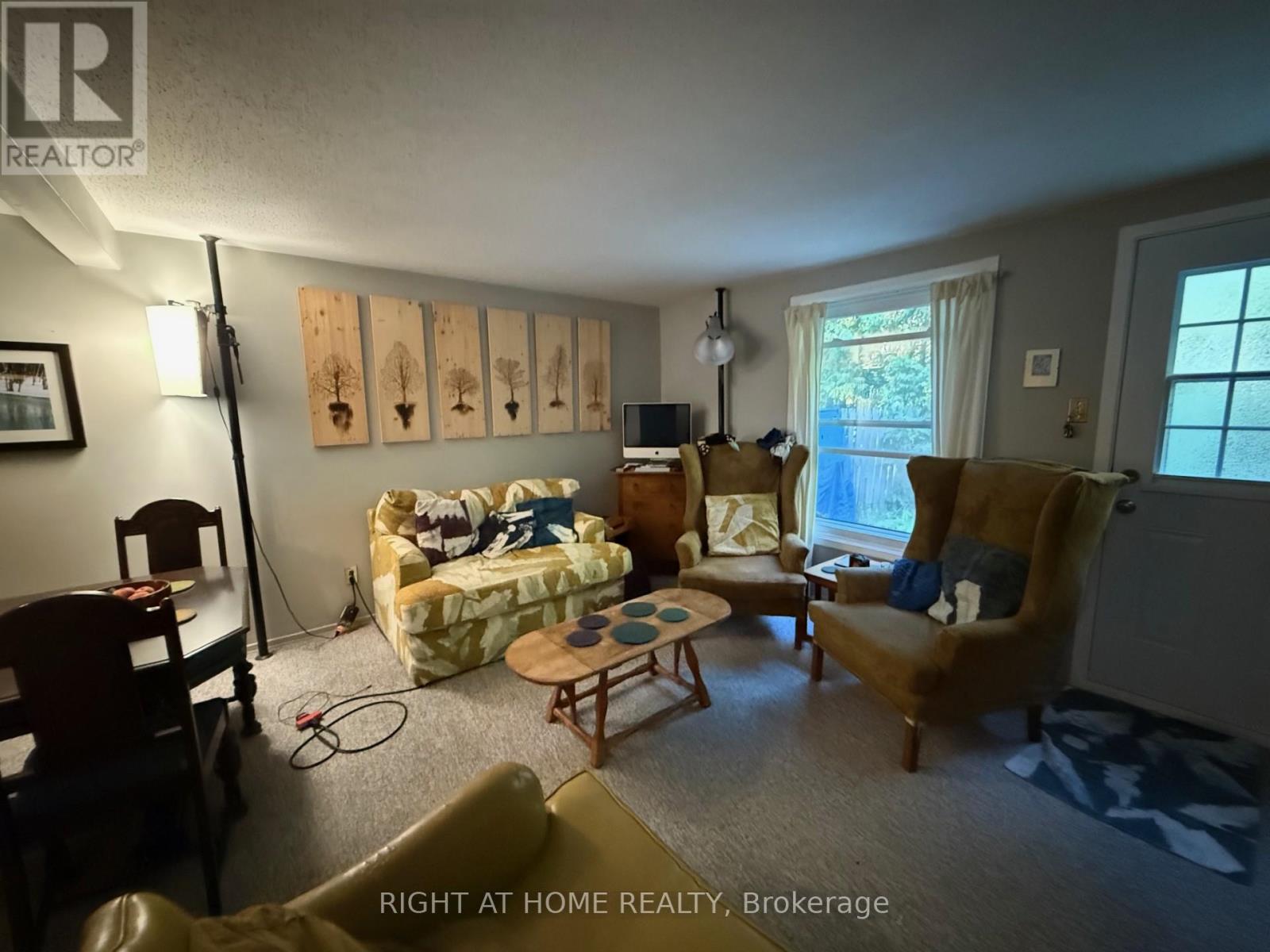 1227 Priory Lane