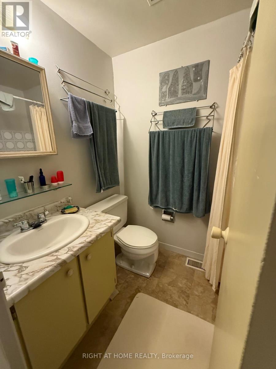 1227 Priory Lane