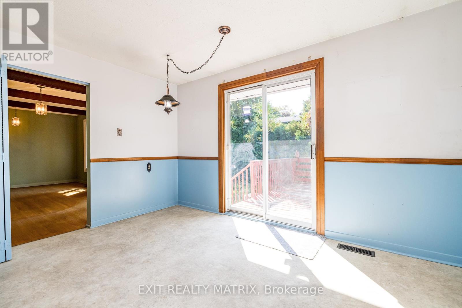 8 Brian Crescent