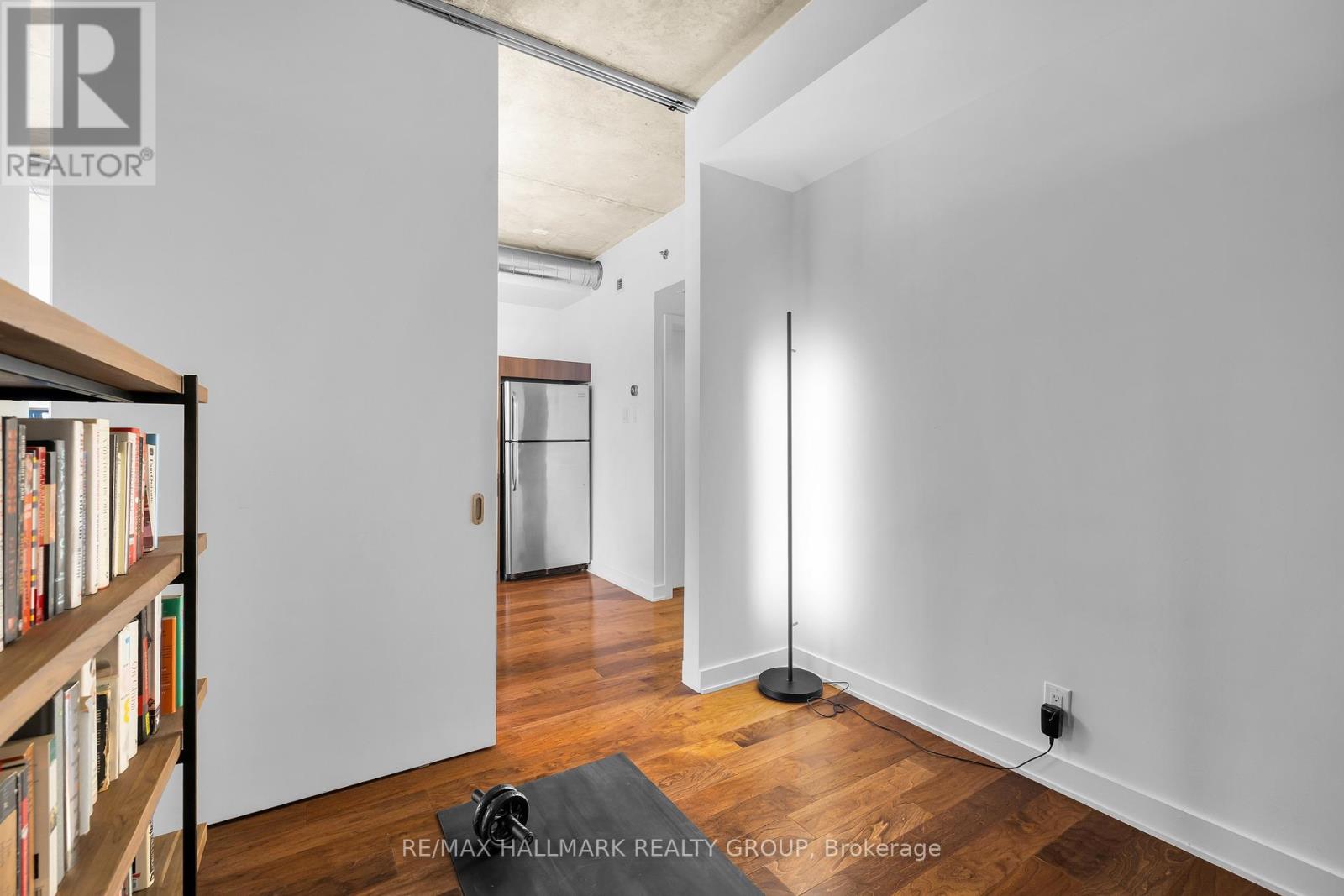 638 - 340 Mcleod Street